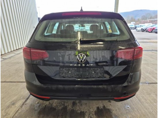 2023 Volkswagen Passat Variant Business