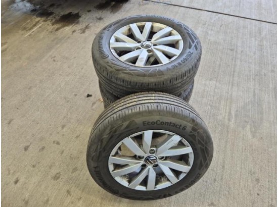 2023 Volkswagen Passat Variant Business