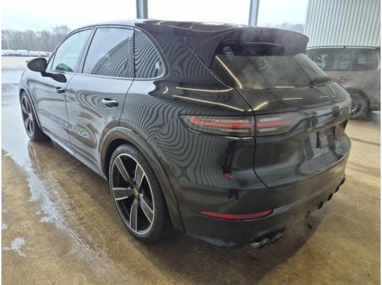 2020 Porsche Cayenne Basis