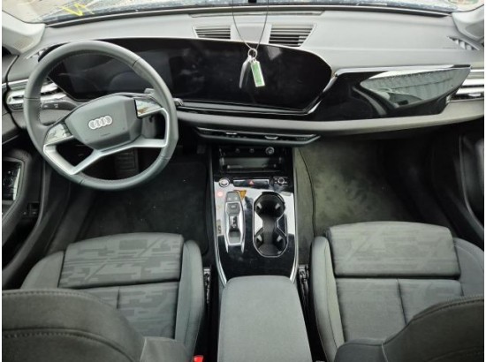 2025 Audi A5 Avant TFSI e-hybrid quattro 220 kW