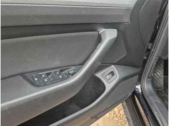 2024 Volkswagen Passat Variant Business