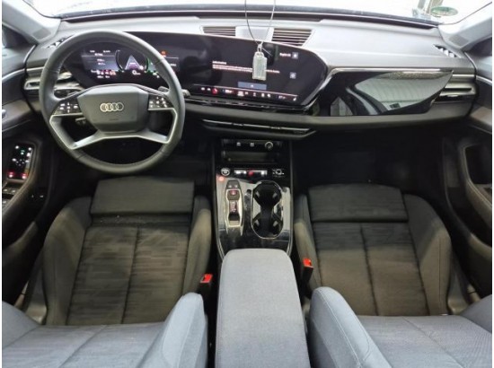 2025 Audi A5 Avant TFSI e-hybrid quattro 220 kW