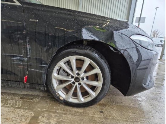 2025 Audi A5 Avant TFSI e-hybrid quattro 220 kW