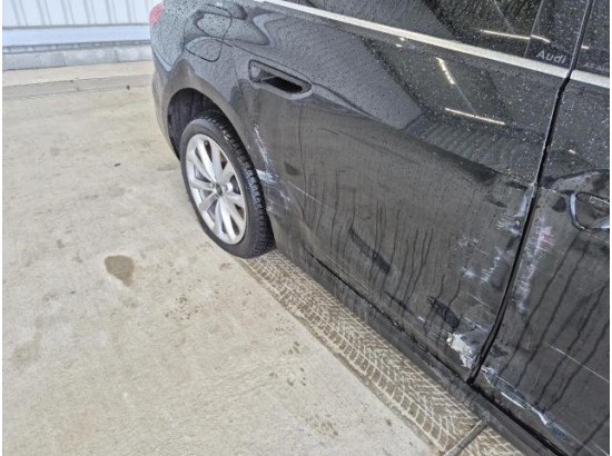 2025 Audi A5 Avant TFSI e-hybrid quattro 220 kW