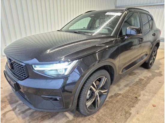 2025 Volvo XC40 Plus Black Edition 2WD