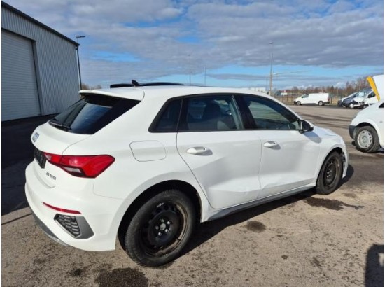 2023 Audi A3 Sportback 35 TFSI S line