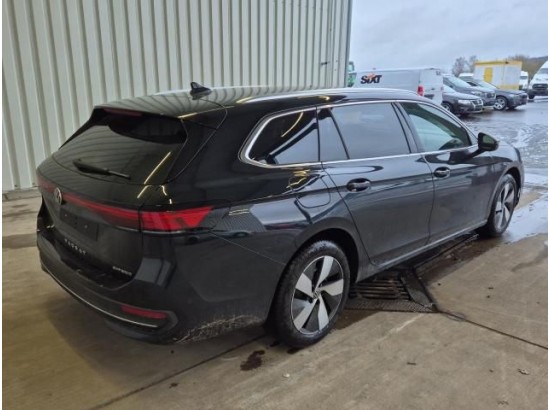 2025 Volkswagen Passat Variant 1.5 TSI eHybrid 150 kW Business