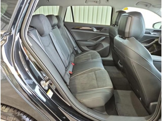 2025 Volkswagen Passat Variant 1.5 TSI eHybrid 150 kW Business