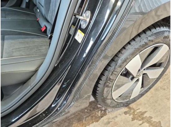 2025 Volkswagen Passat Variant 1.5 TSI eHybrid 150 kW Business