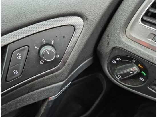 2015 Volkswagen Golf VII Lim. Lounge BMT