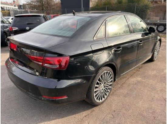 2015 Audi A3 Limousine ambition