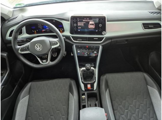 2025 Volkswagen T-Roc Goal