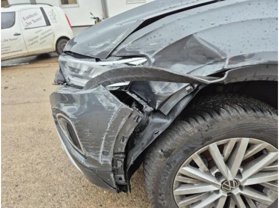 2025 Volkswagen T-Roc Life