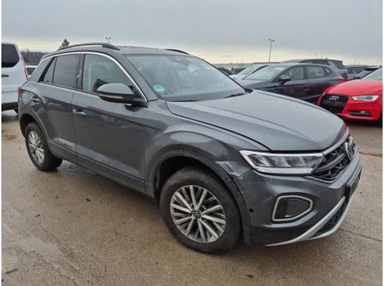 2025 Volkswagen T-Roc Life