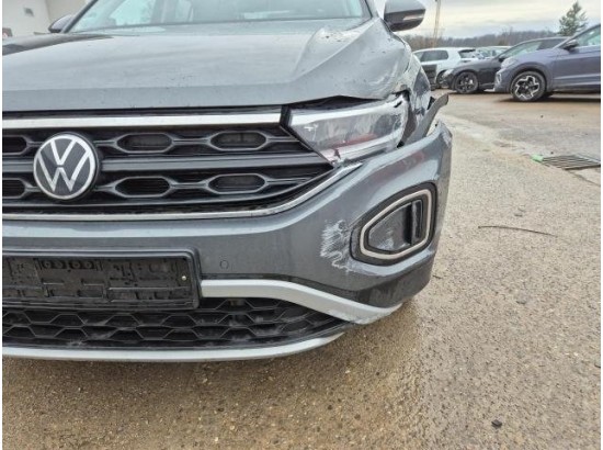 2025 Volkswagen T-Roc Life