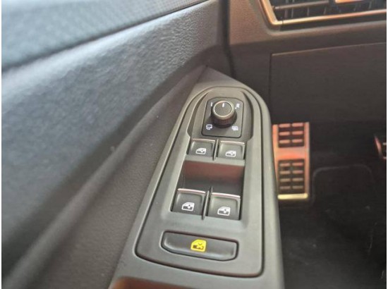 2025 Volkswagen Golf VIII Lim. 1.5 eTSI 110 kW Goal