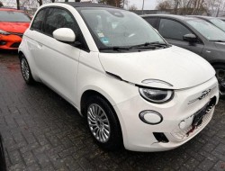 2023 FIAT 500 E Basis