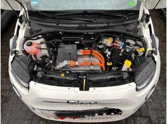 2023 FIAT 500 E Basis