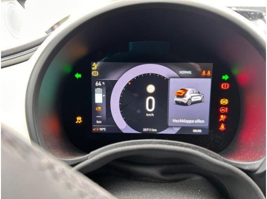 2023 FIAT 500 E Basis