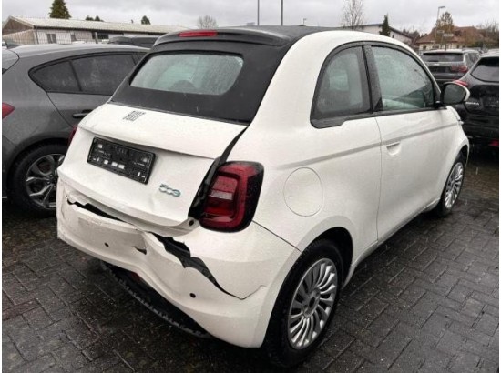 2023 FIAT 500 E Basis