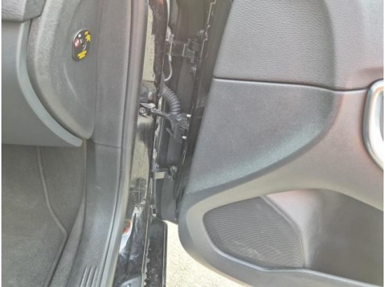 2017 Volvo V40 Momentum