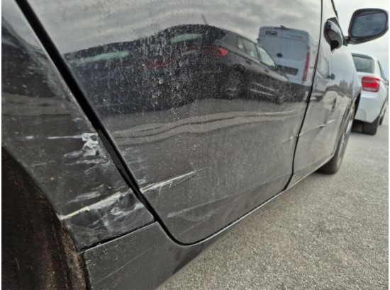 2017 Volvo V40 Momentum