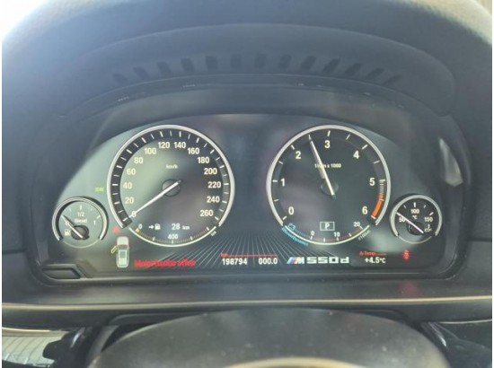 2015 BMW 5er Touring M550d xDrive