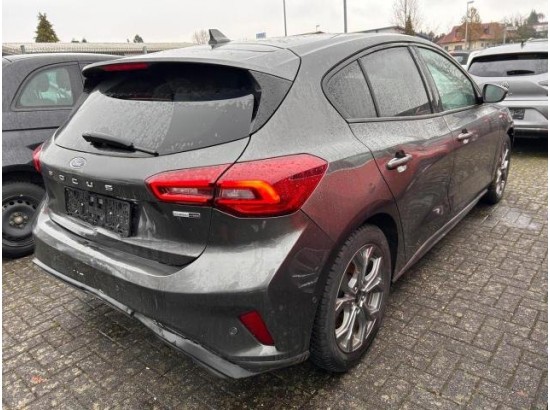 2022 Ford Focus Lim. ST-Line