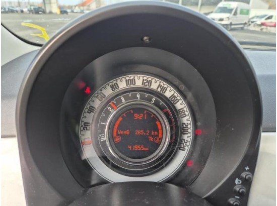 2016 FIAT 500 Lounge