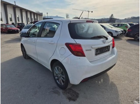 2015 Toyota Yaris Comfort