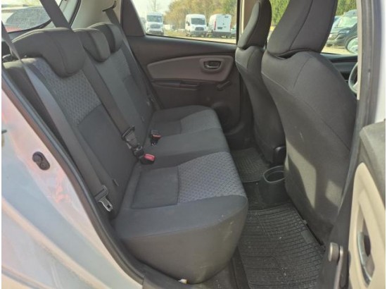 2015 Toyota Yaris Comfort