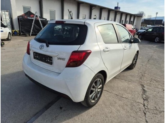 2015 Toyota Yaris Comfort