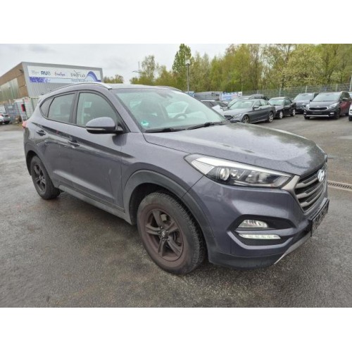 2015 Hyundai Tucson blue Intro Edition 2WD