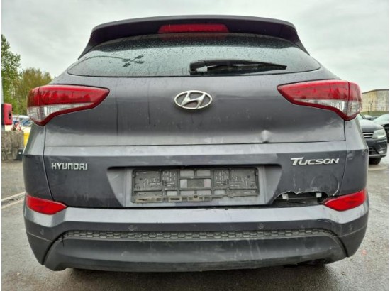 2015 Hyundai Tucson blue Intro Edition 2WD