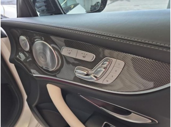 2017 Mercedes-Benz E -Klasse Coupe E 400 4Matic Edition 1