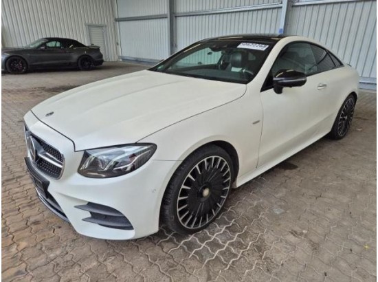 2017 Mercedes-Benz E -Klasse Coupe E 400 4Matic Edition 1