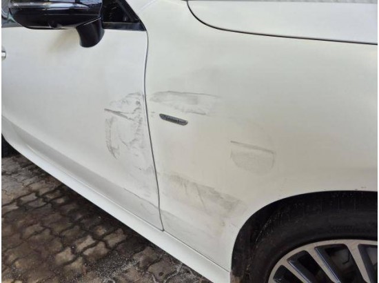 2017 Mercedes-Benz E -Klasse Coupe E 400 4Matic Edition 1