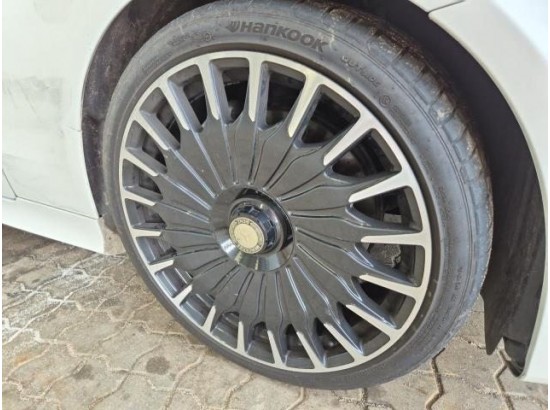 2017 Mercedes-Benz E -Klasse Coupe E 400 4Matic Edition 1