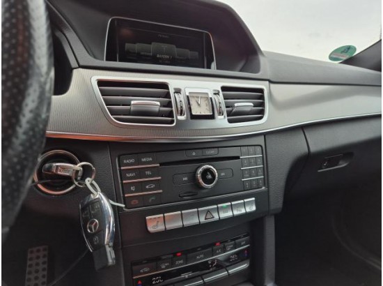 2016 Mercedes-Benz E -Klasse T-Modell E 220 CDI