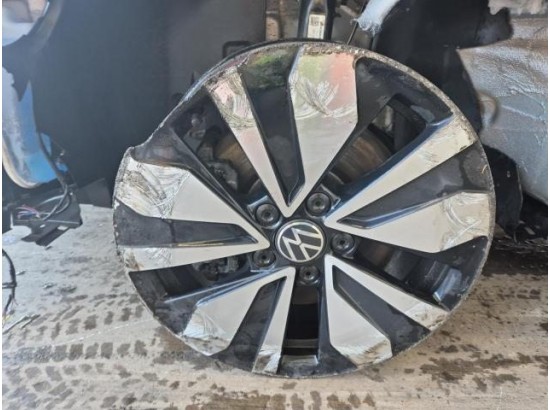 2025 Volkswagen T-Roc Goal