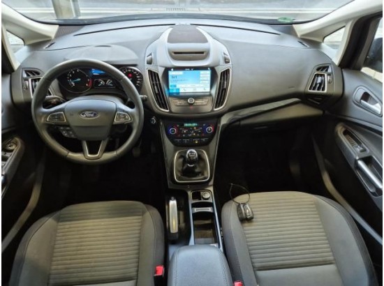 2019 Ford C-Max Titanium