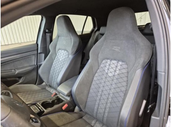 2025 Volkswagen Golf VIII Lim. 1.5 TSI 110 kW R-Line