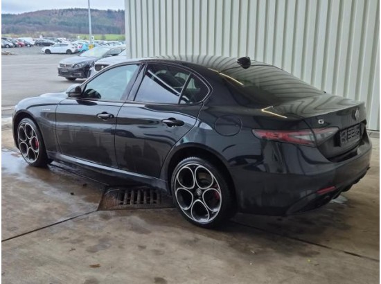 2025 Alfa Romeo Giulia Veloce Q4