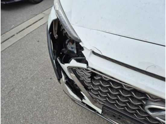 2018 Hyundai Kona Premium 2WD