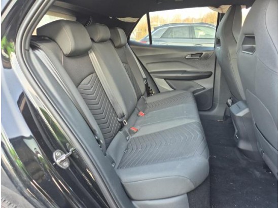 2025 Cupra Born 170kW