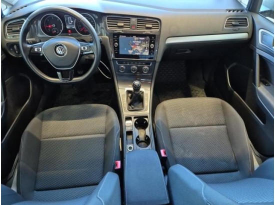 2018 Volkswagen Golf VII Lim. Trendline BMT/Start-Stopp