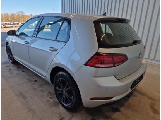 2018 Volkswagen Golf VII Lim. Trendline BMT/Start-Stopp