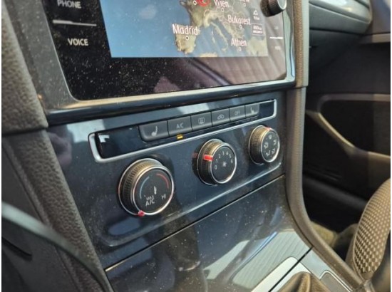 2018 Volkswagen Golf VII Lim. Trendline BMT/Start-Stopp