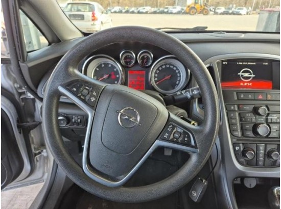 2015 Opel Astra J Sports Tourer Selection