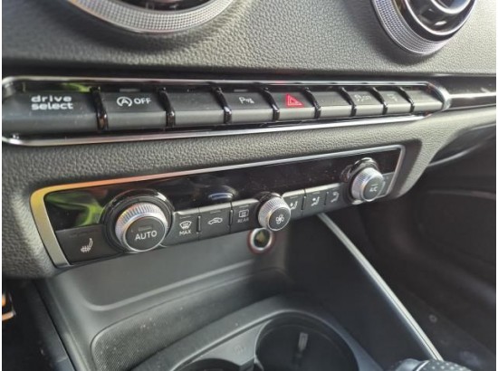 2015 Audi A3 Limousine S line Sportpaket